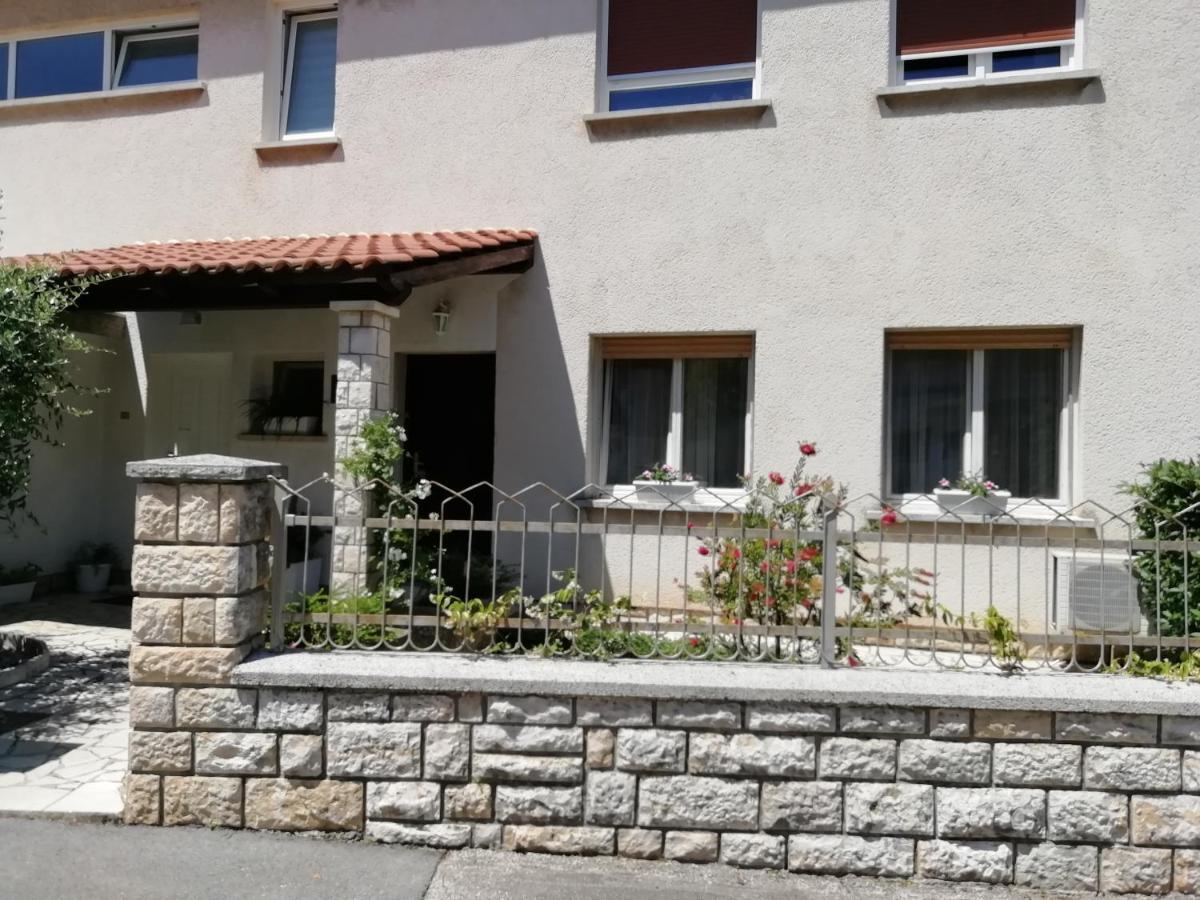 Apartments Jadranka Ivana Pola Esterno foto